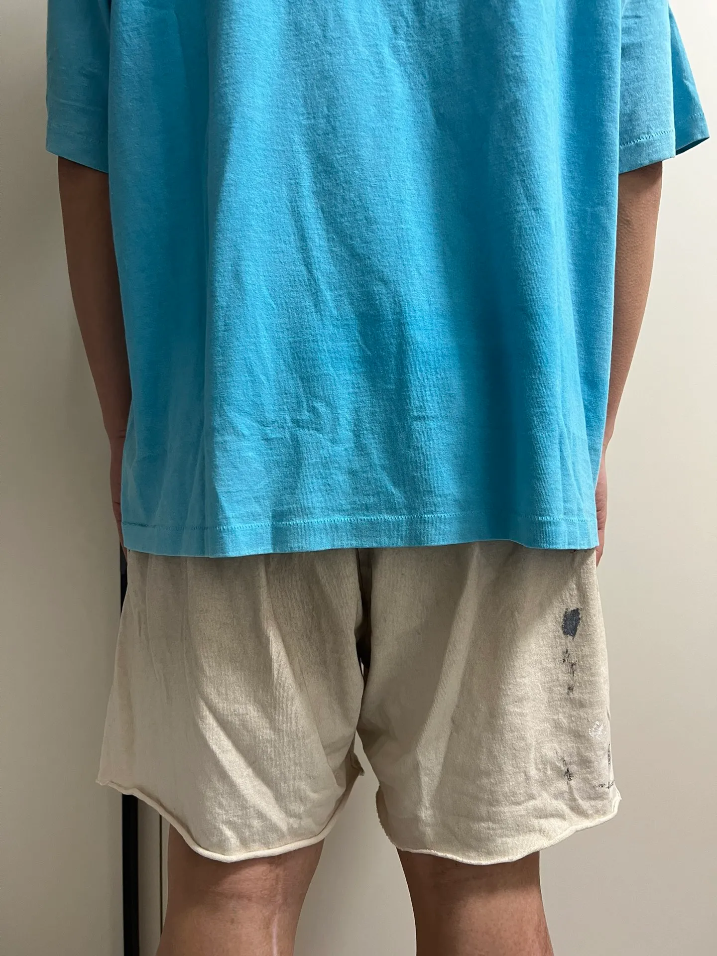 GALLERY DEPT. VINTAGE LOGO PAINTED TEE/Turquoise washed and distressed VINTAGE LOGO retro English pocket short sleeves lake blue S-XL ready-to-wear dyeing, hand-sewn and smeared with horseradish and fried with salt, very heavy industry, manufacturing dark and light fading technology, hand-splashed ink graffiti, genuine acrylic material